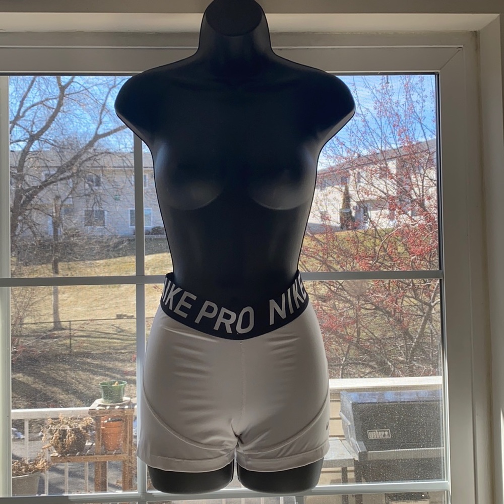 Women’s Nike Pro Compression Shorts